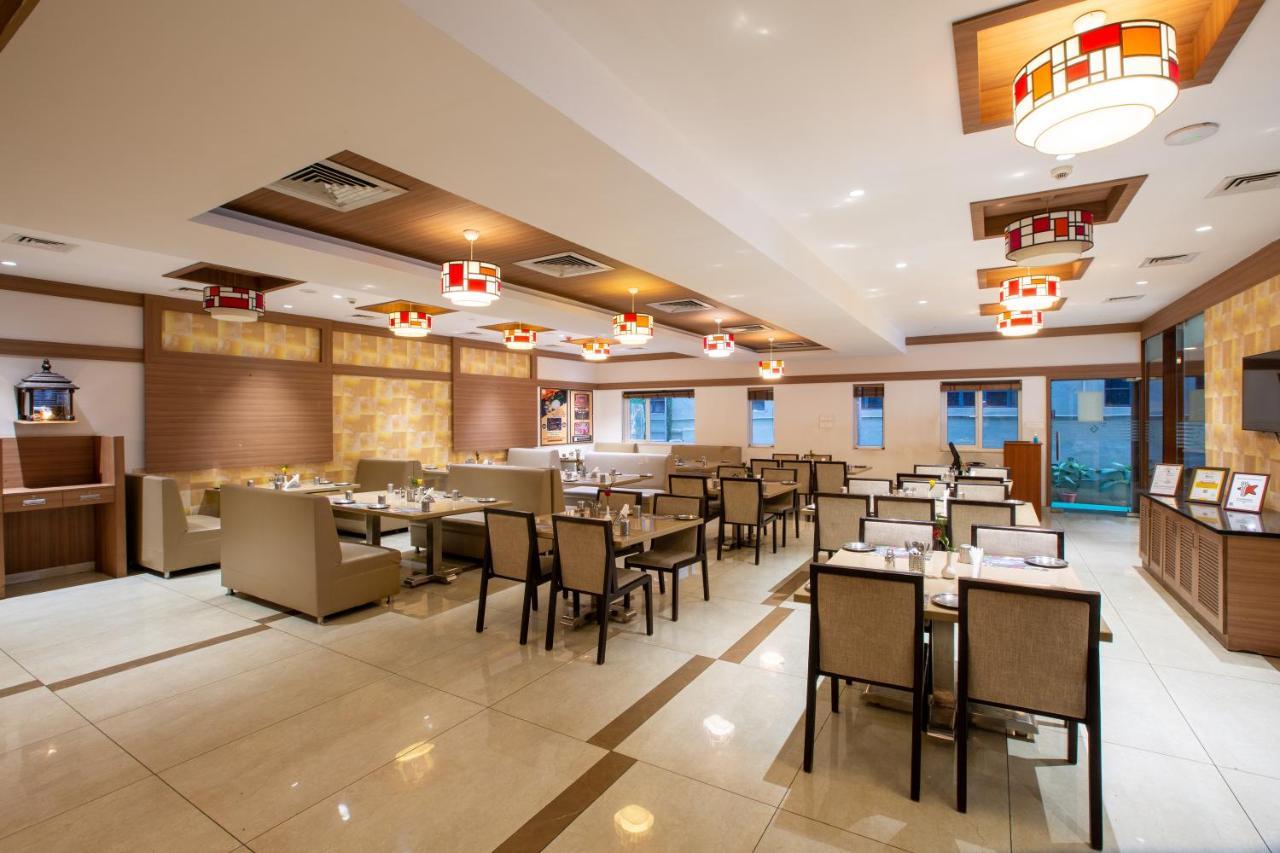 Hotel Saradha Grande Pudukkottai Екстериор снимка