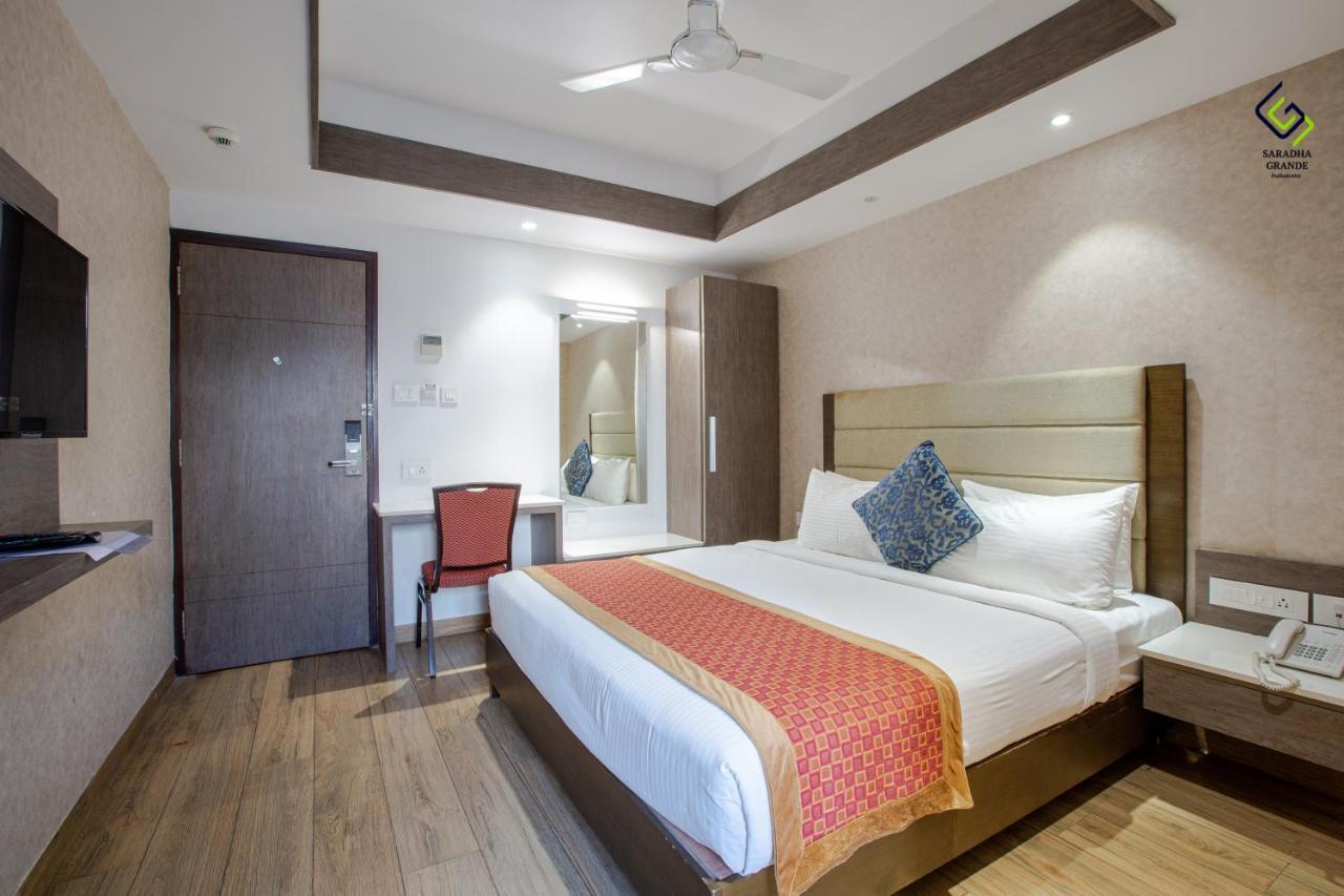 Hotel Saradha Grande Pudukkottai Екстериор снимка